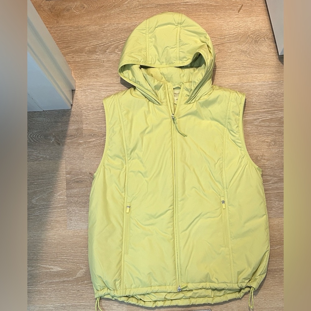 CALIA by Carrie Underwood Women’s Size M Light Green Hooded Puffer Vest